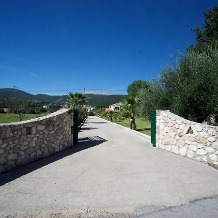 Nefeli Villa
